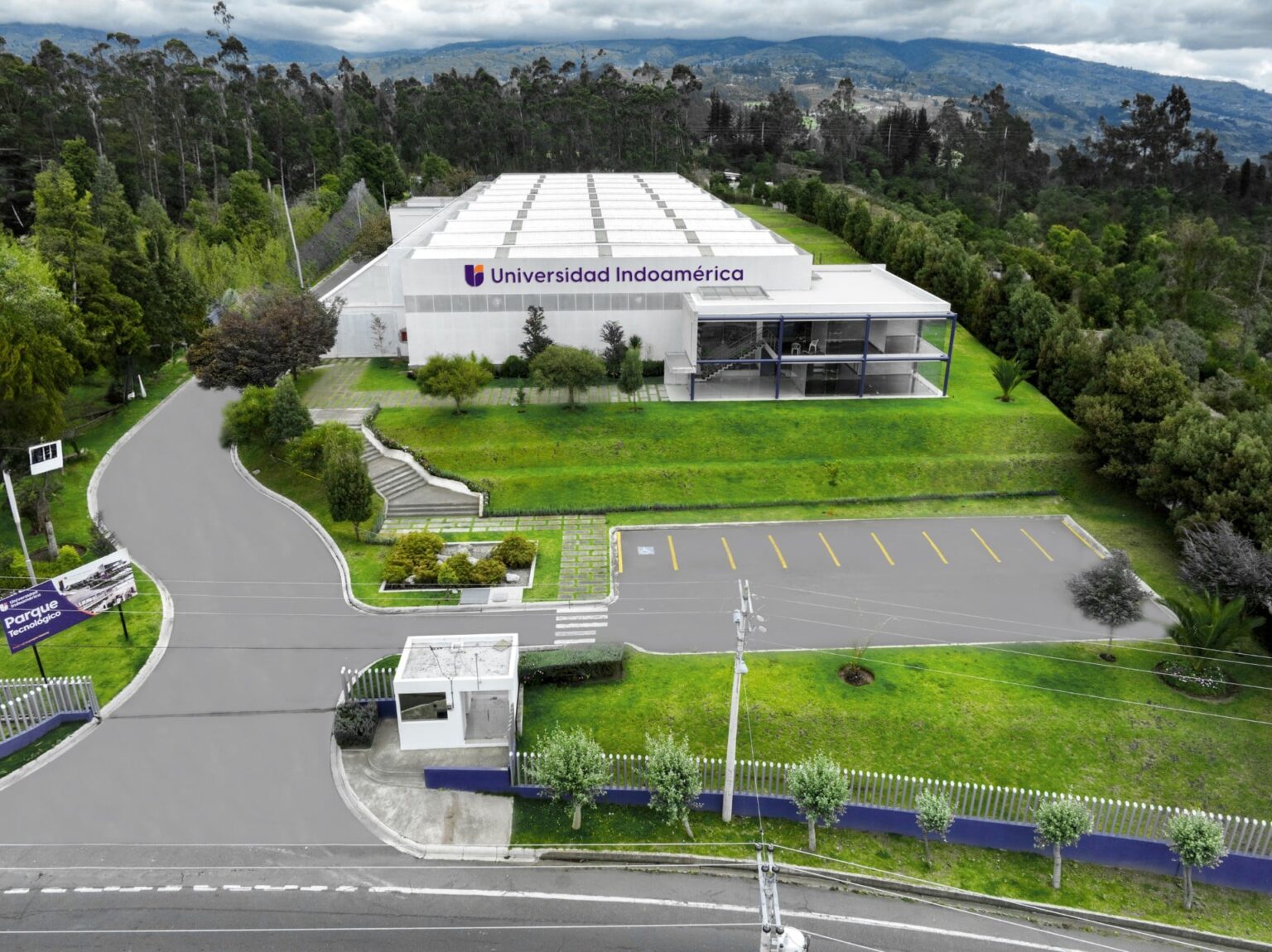 Campus Tecnológico de la Universidad Indoamérica